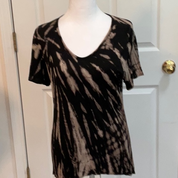 IDI BY MATTHEW SHORT SLEEVES ASYMMETRICAL TSHIRT NWOT - Picture 1 of 4